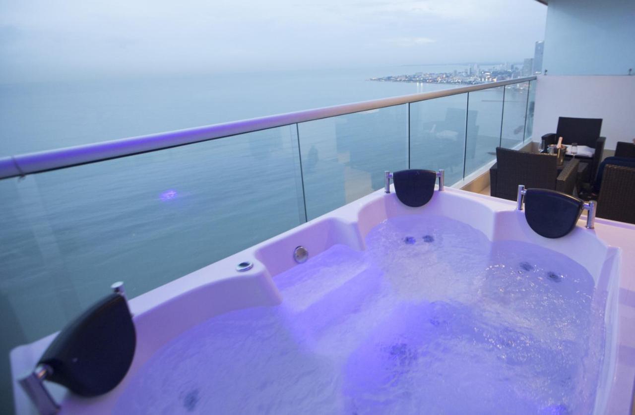 Empire Presidential Private Jacuzzi Cartagena