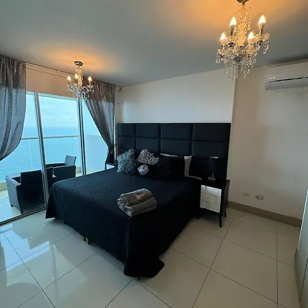 Empire Presidential Private Jacuzzi Apartment Cartagena